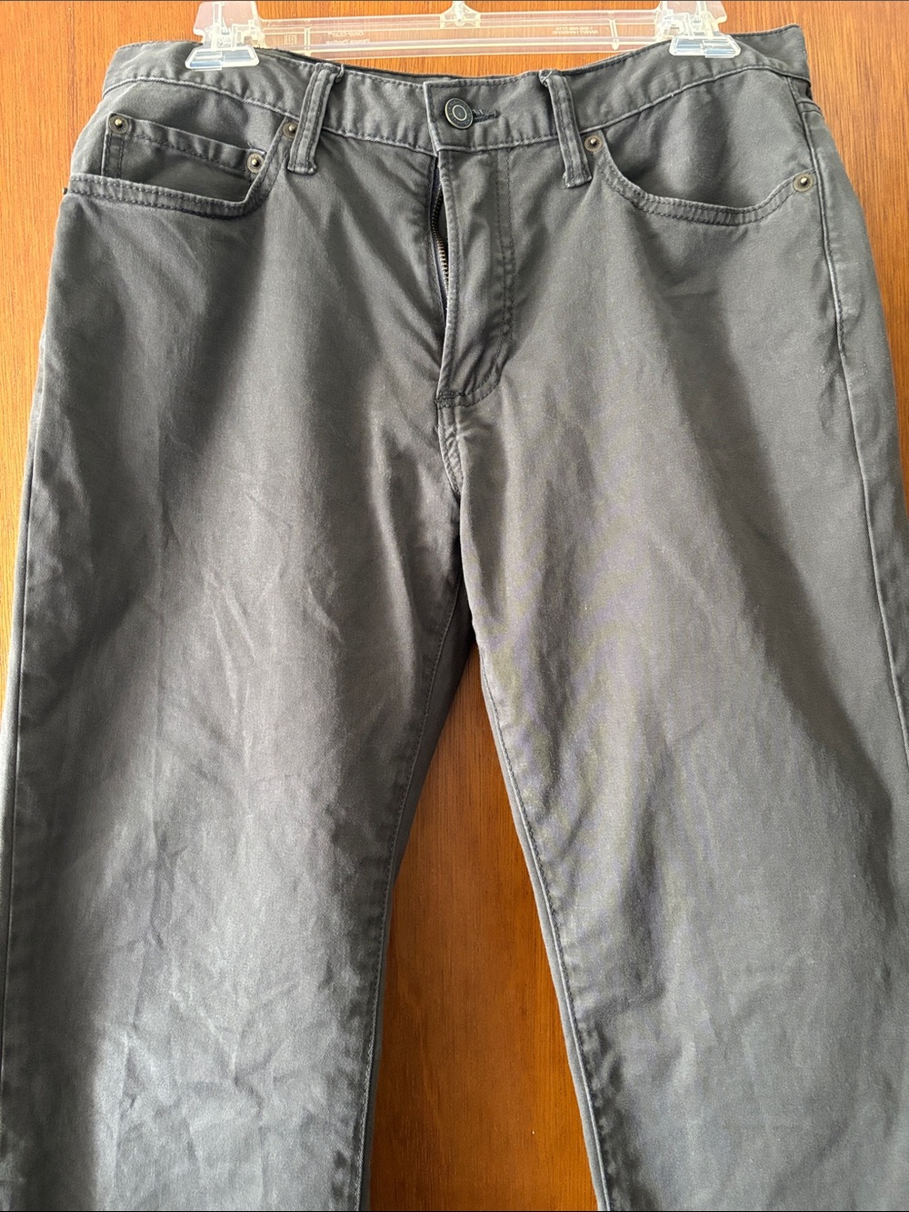 GAP Slim Men’s Jeans in Charcoal Gray